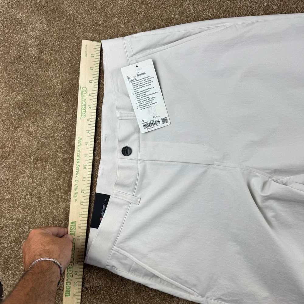 Lululemon Relaxed Tapered Trouser 36 Bone White LM5AN1S Mens Pants NWT